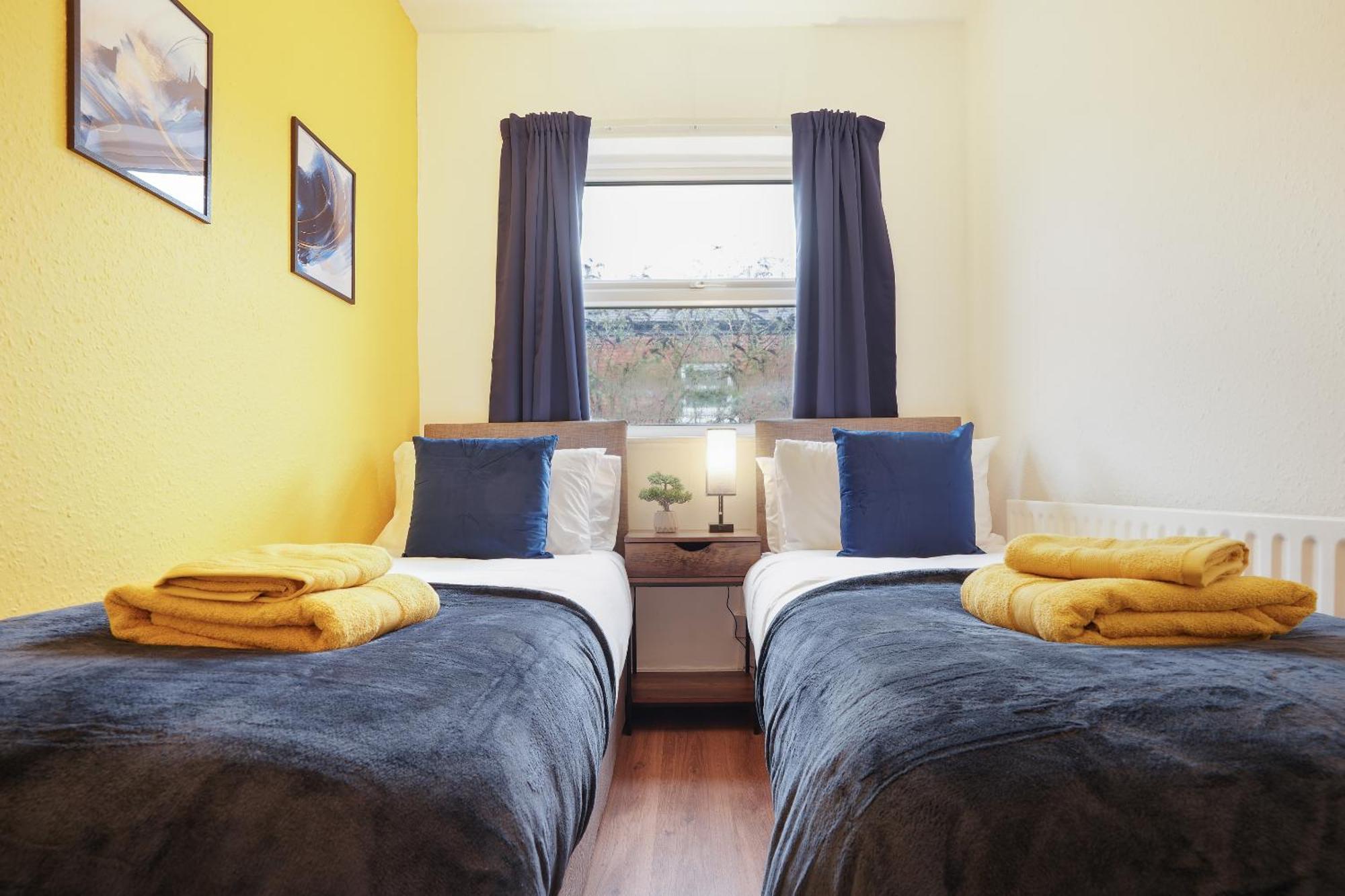 Centre House - Free Parking